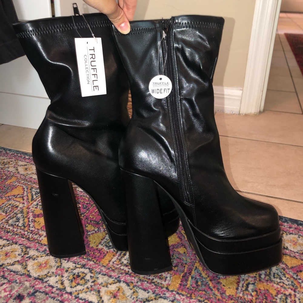 Platform black heeled boots